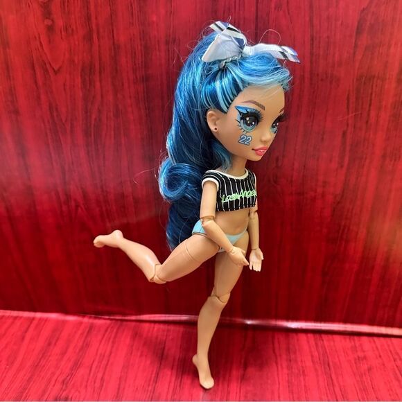 Rainbow โ๐๐๐High Skyler Bradshaw Cheer Squad blue hair - Picture 8 of 14